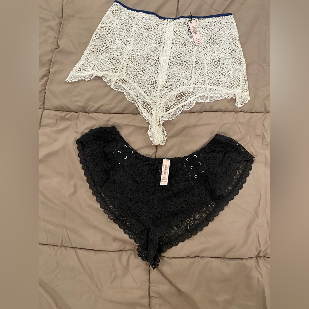 NWT- Victoria’s Secret Lace Panty
